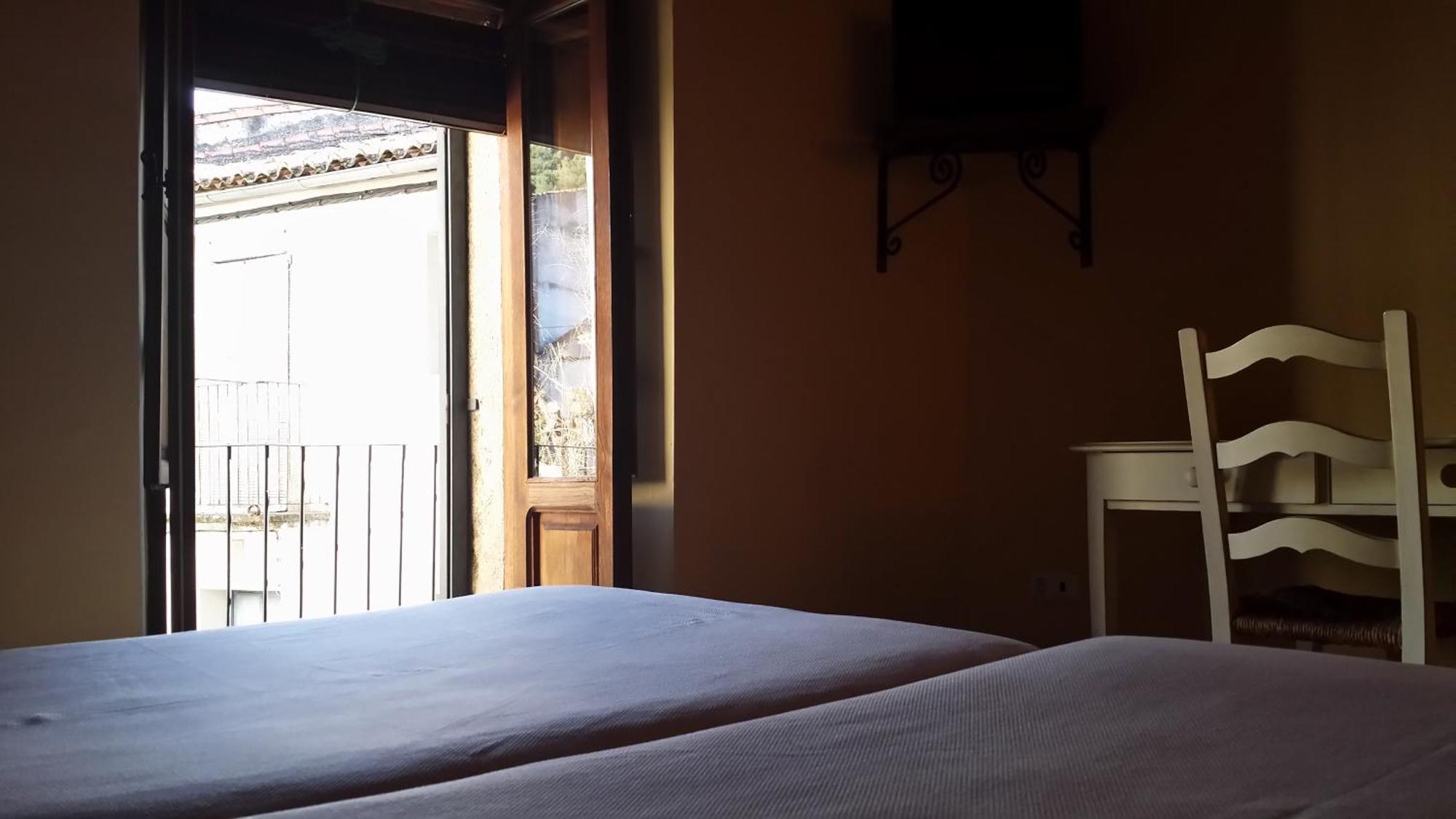 Casa Rural Con Encanto "Los Postigos" บาโญส เด มอนเตมายอร์ ห้อง รูปภาพ