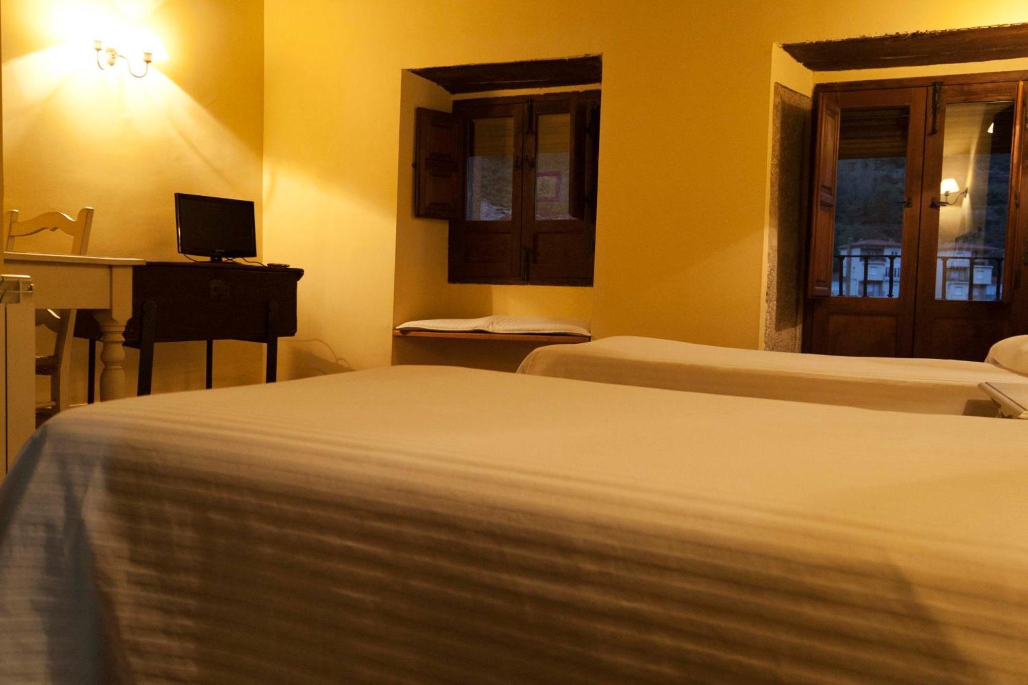 Casa Rural Con Encanto "Los Postigos" บาโญส เด มอนเตมายอร์ ห้อง รูปภาพ