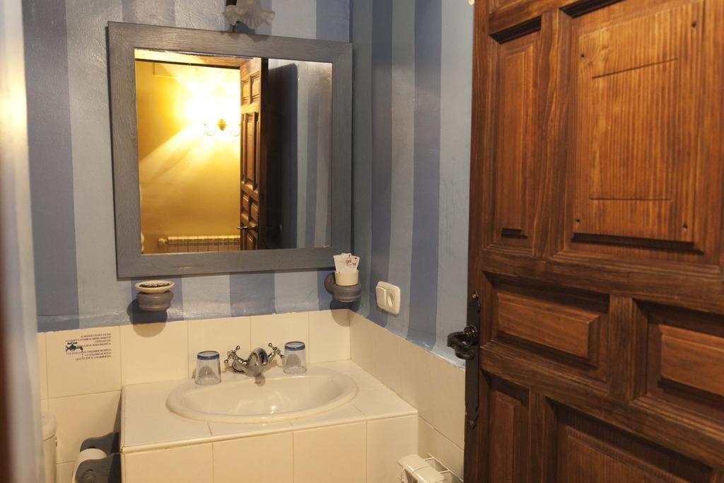 Casa Rural Con Encanto "Los Postigos" บาโญส เด มอนเตมายอร์ ห้อง รูปภาพ